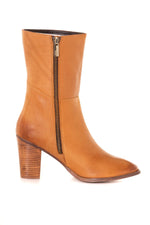 Women's leather boot - Image n°2