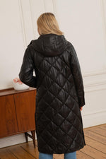 Oakwood's glossy, quilted black sheep leather coat for all seasons. - Image n°6