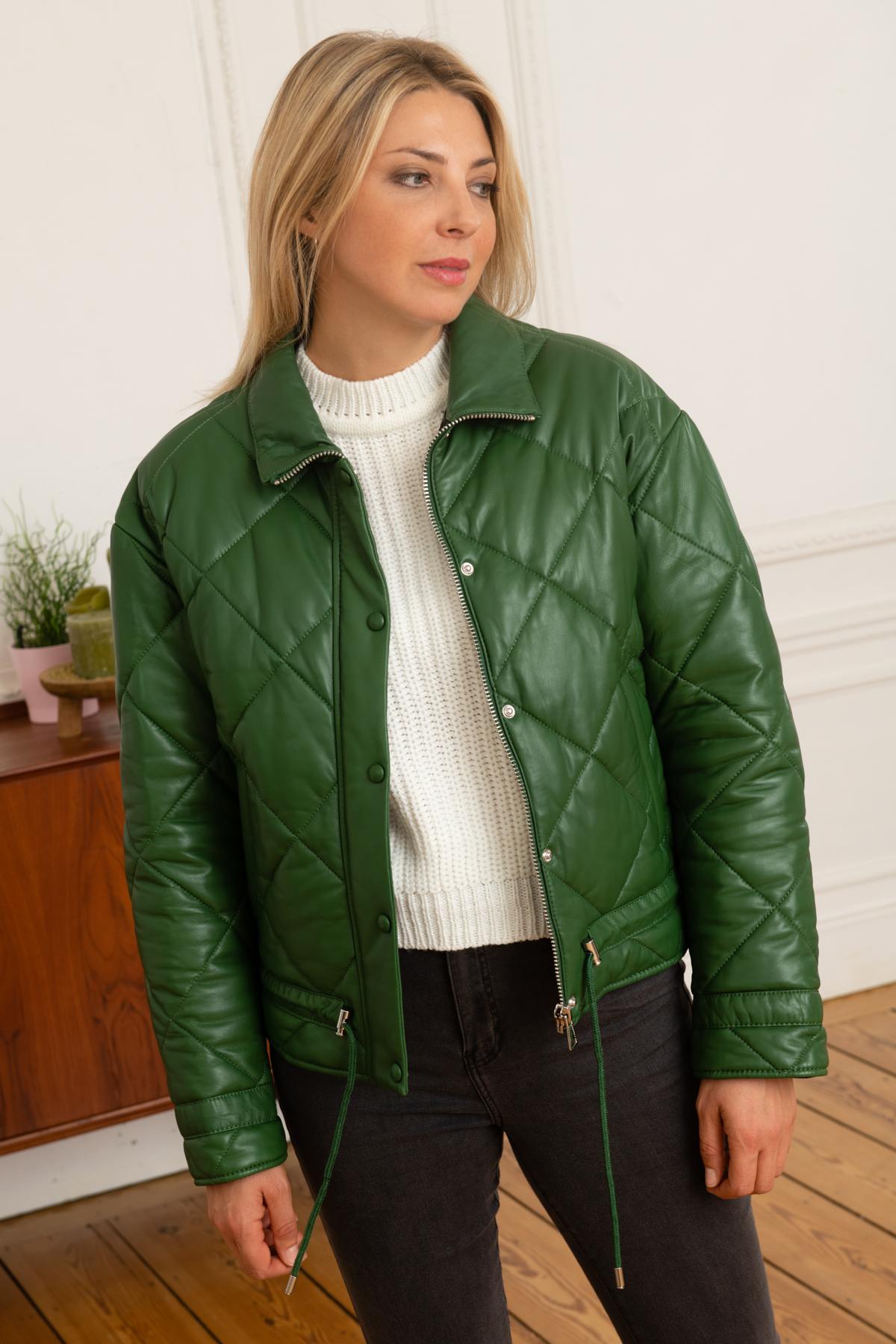 Oakwood's emerald jacket in quilted sheepskin with a shirt collar. - Image n°7