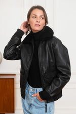 Redskins' fitted black lambskin jacket with detachable fur collar. - Image n°1