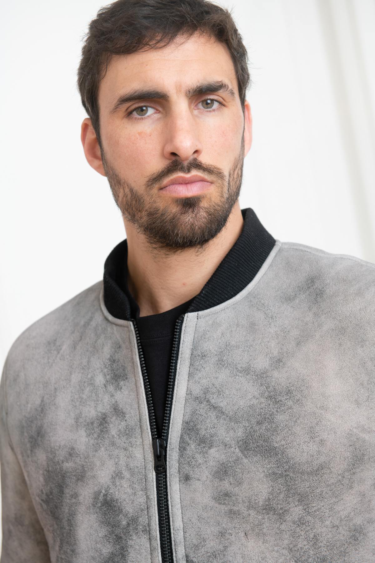 Natural grey reversed sheep leather bomber with a sharp, skinny fit. - Image n°7