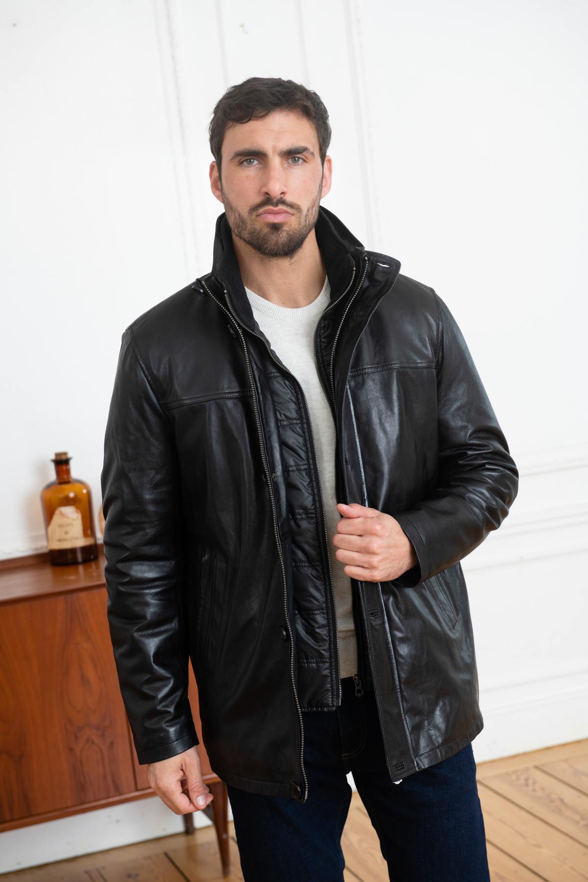 Bold lambskin leather jacket with Daytona's triple collar and fit. - Image n°1