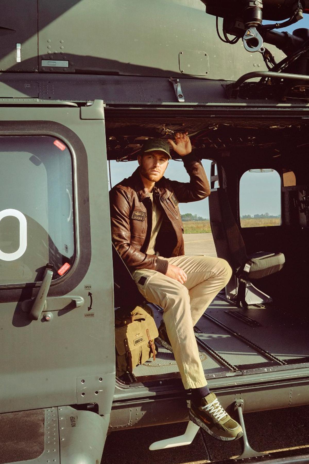 Brown leather aviator jacket with shirt collar - Image n°2