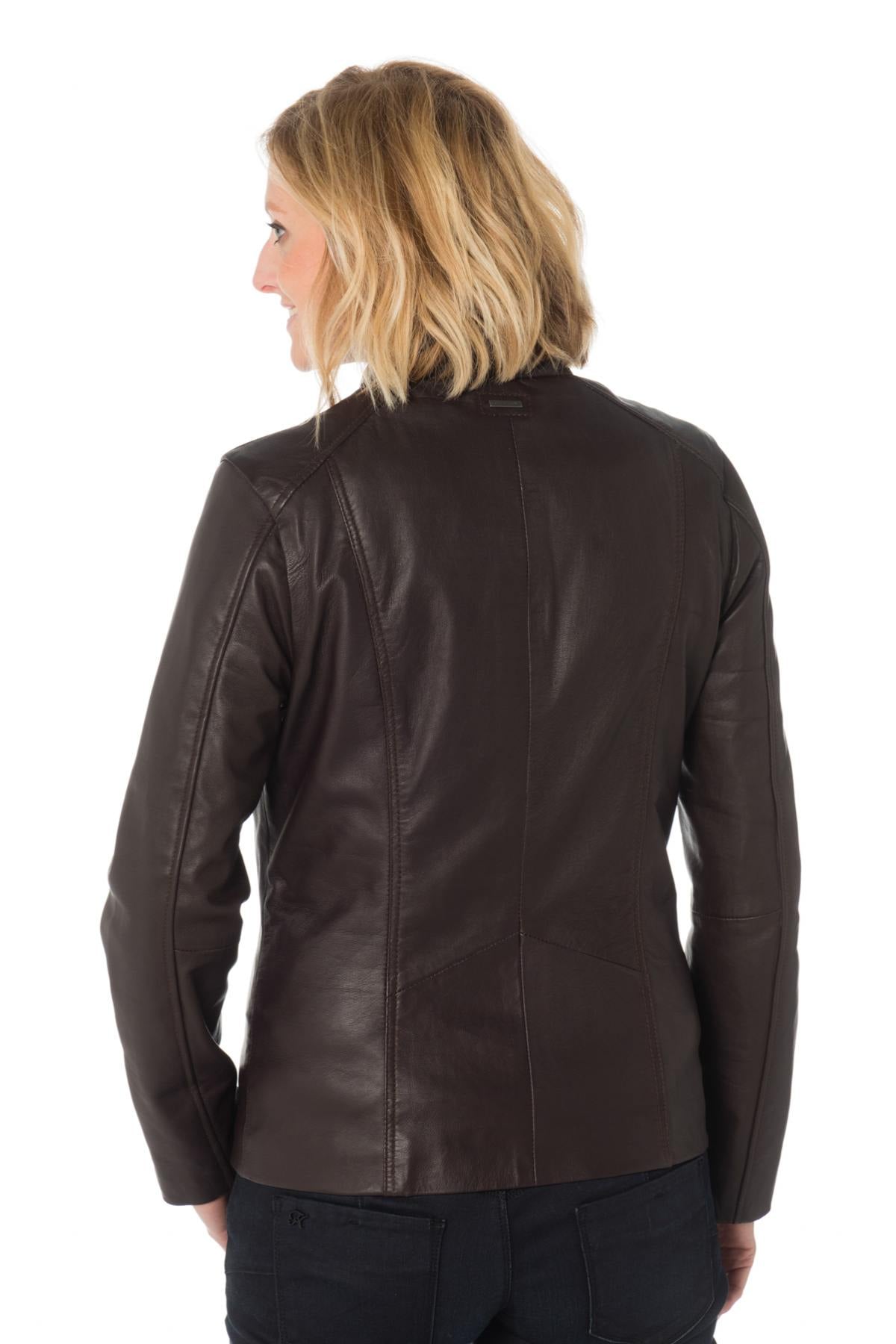 Supple lambskin jacket with stretch lining and a slimfit silhouette. - Image n°8