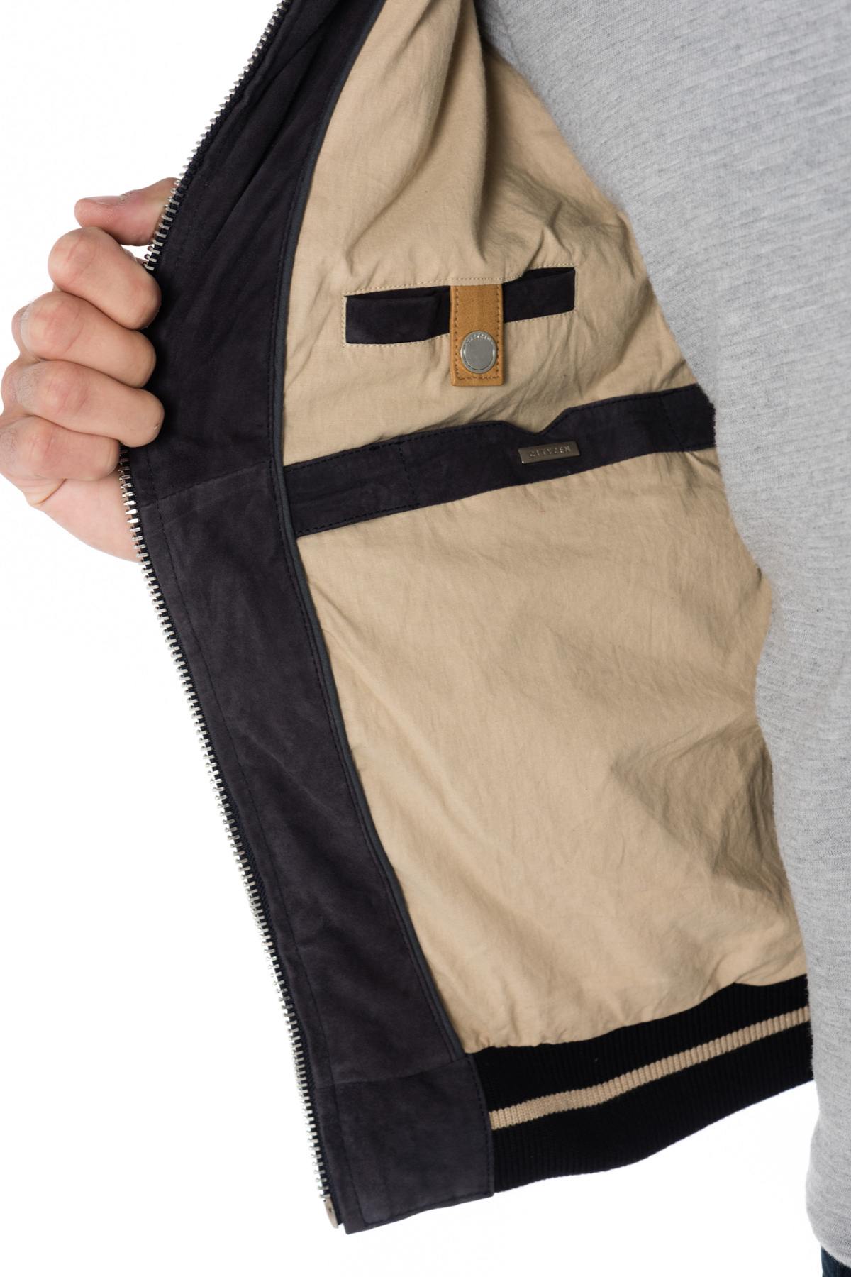 Cityzen's navy goat suede jacket: lightweight, ribbed, and stylish. - Image n°7