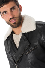 Slim black biker jacket in cowhide with a detachable vegan fur collar. - Image n°6