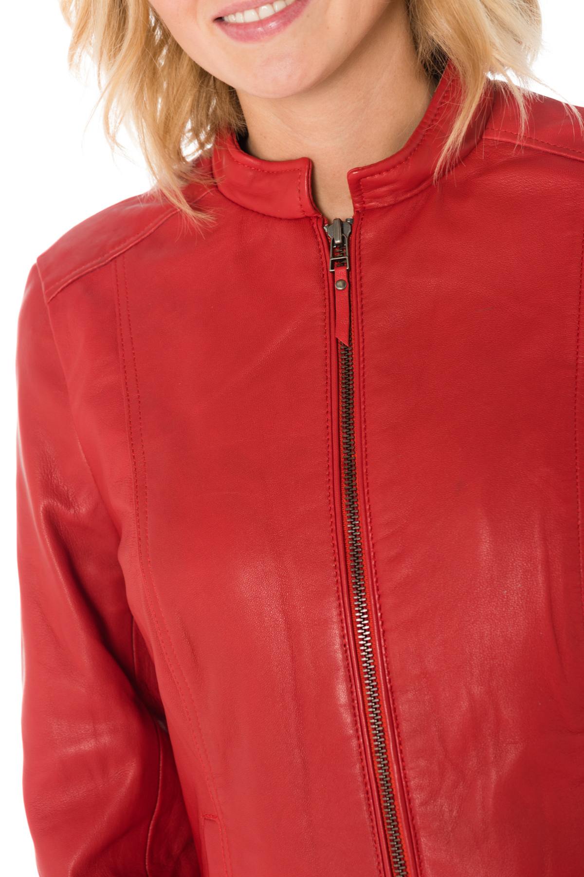 Red sheepskin jacket, slimfit for curves, stretch lining for comfort. - Image n°6