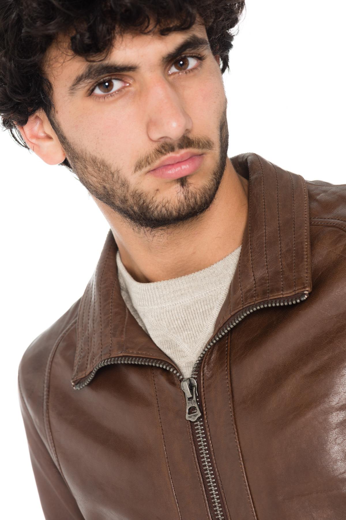 Daytona's bison lambskin jacket, straight-cut for timeless elegance. - Image n°7