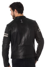 Walker Sheep Atlas: black lambskin, quilted shoulders, zipped details. - Image n°8