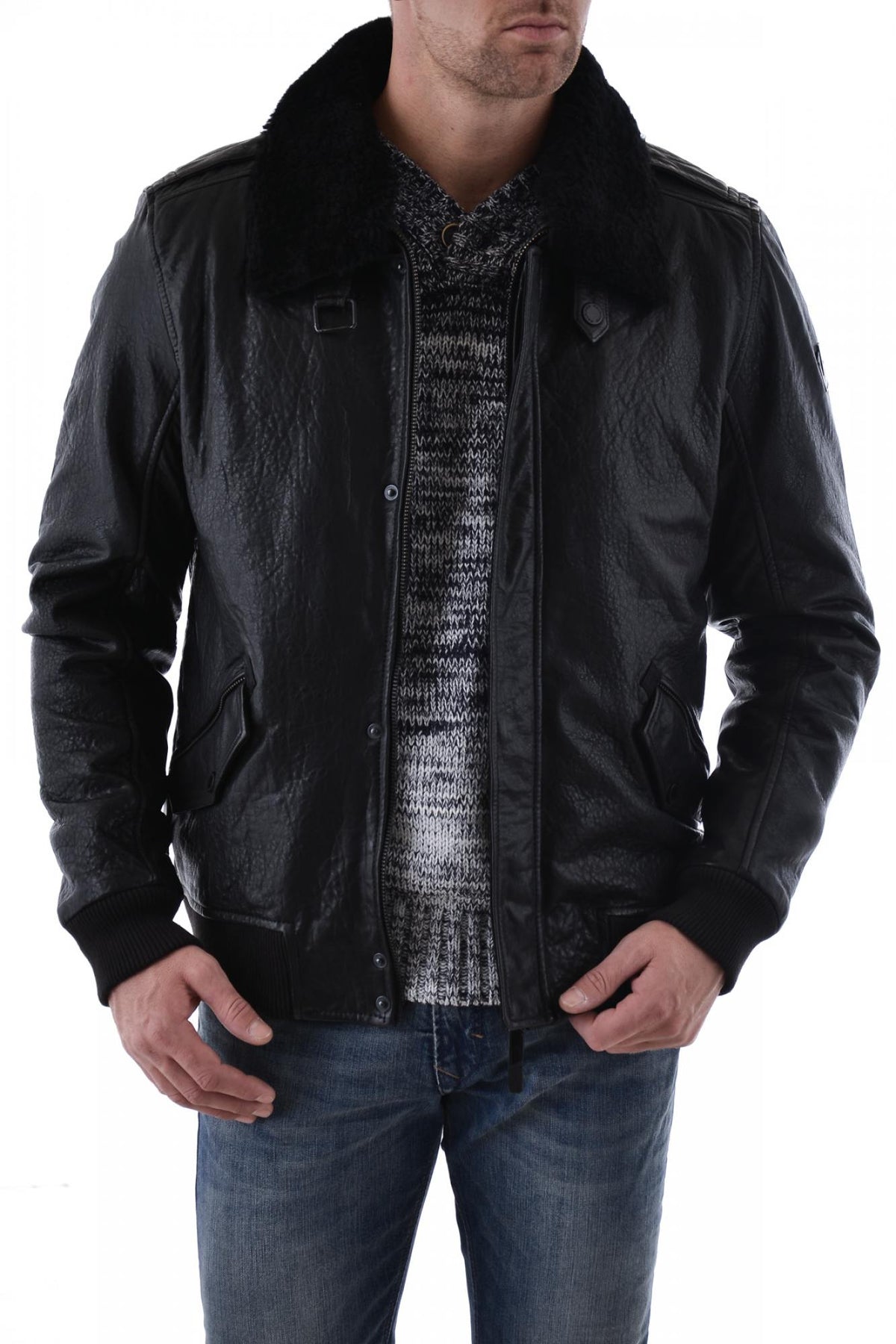 Gipsy's black lambskin jacket with removable shearling collar. - Image n°1