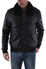 Gipsy's black lambskin jacket with removable shearling collar. - Image n°5