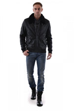Gipsy's black lambskin jacket with removable shearling collar. - Image n°2