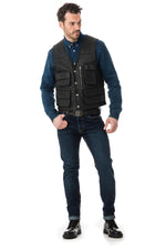 Last Rebels' black buffalo leather waistcoat. Four snap pockets, zippered. - Image n°2