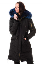 Nicole Benisti's Brera: lambskin leather and detachable fur hood. - Image n°3