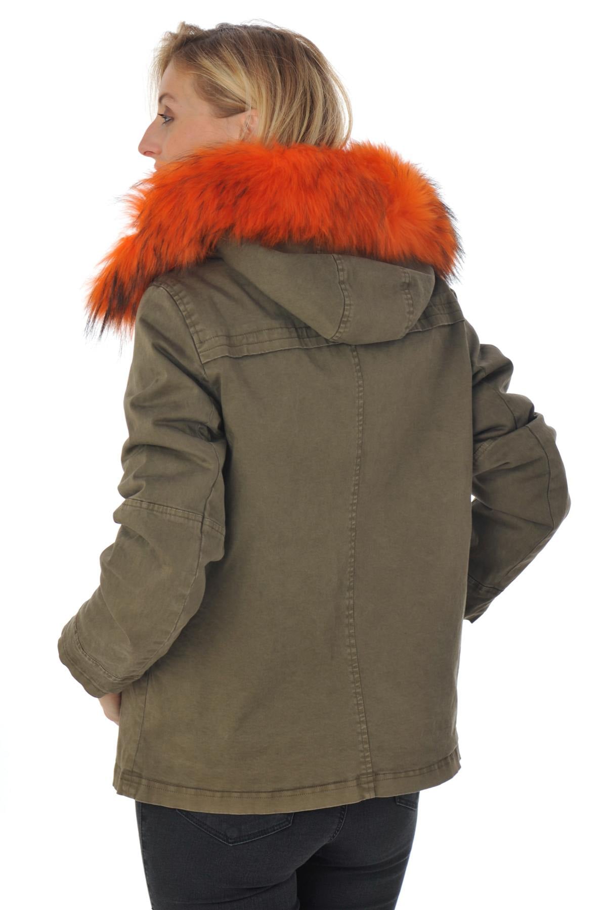 Khaki jacket with orange fur - Image n°5