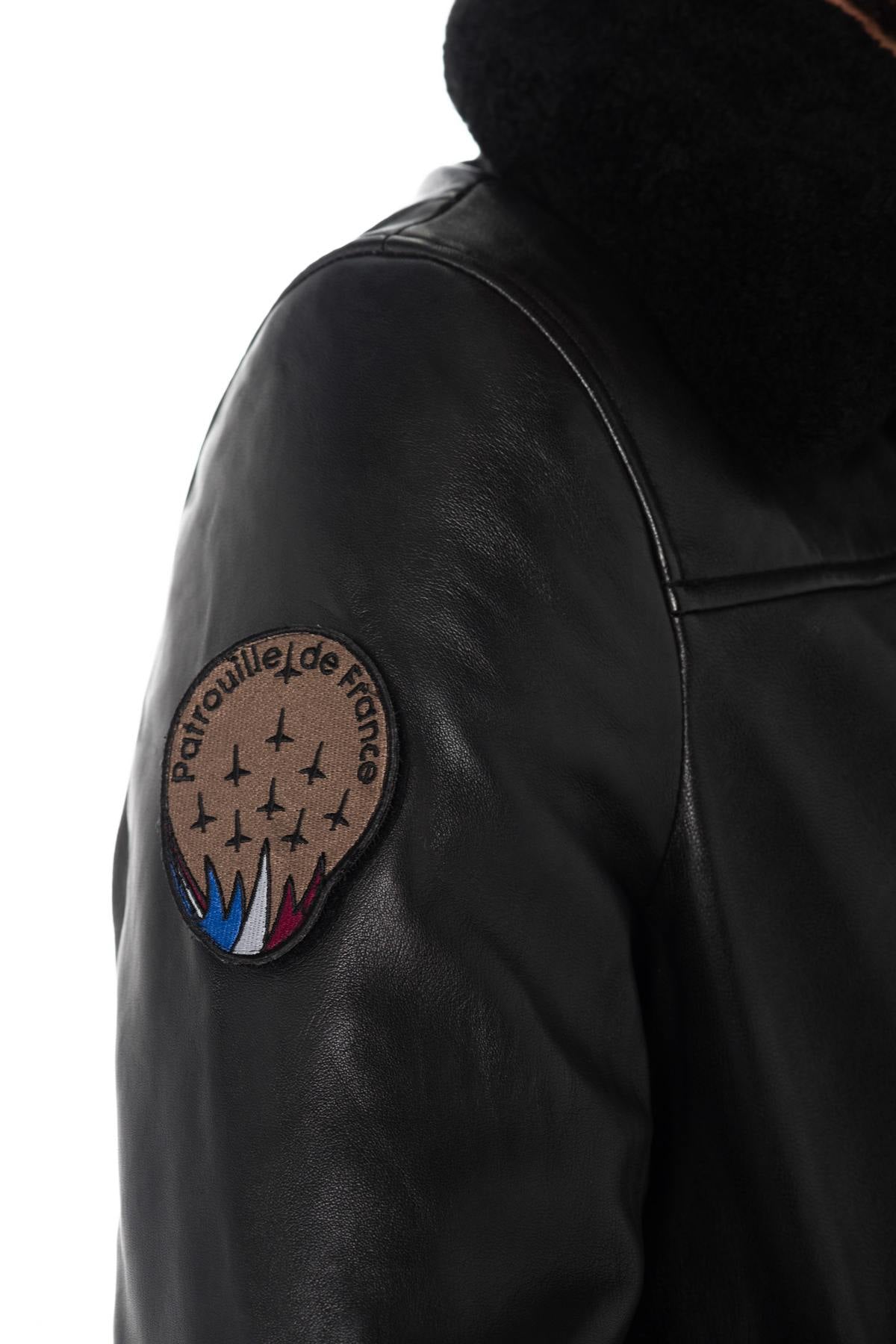 Lambskin aviator jacket with removable shearling collar and lining. - Image n°6