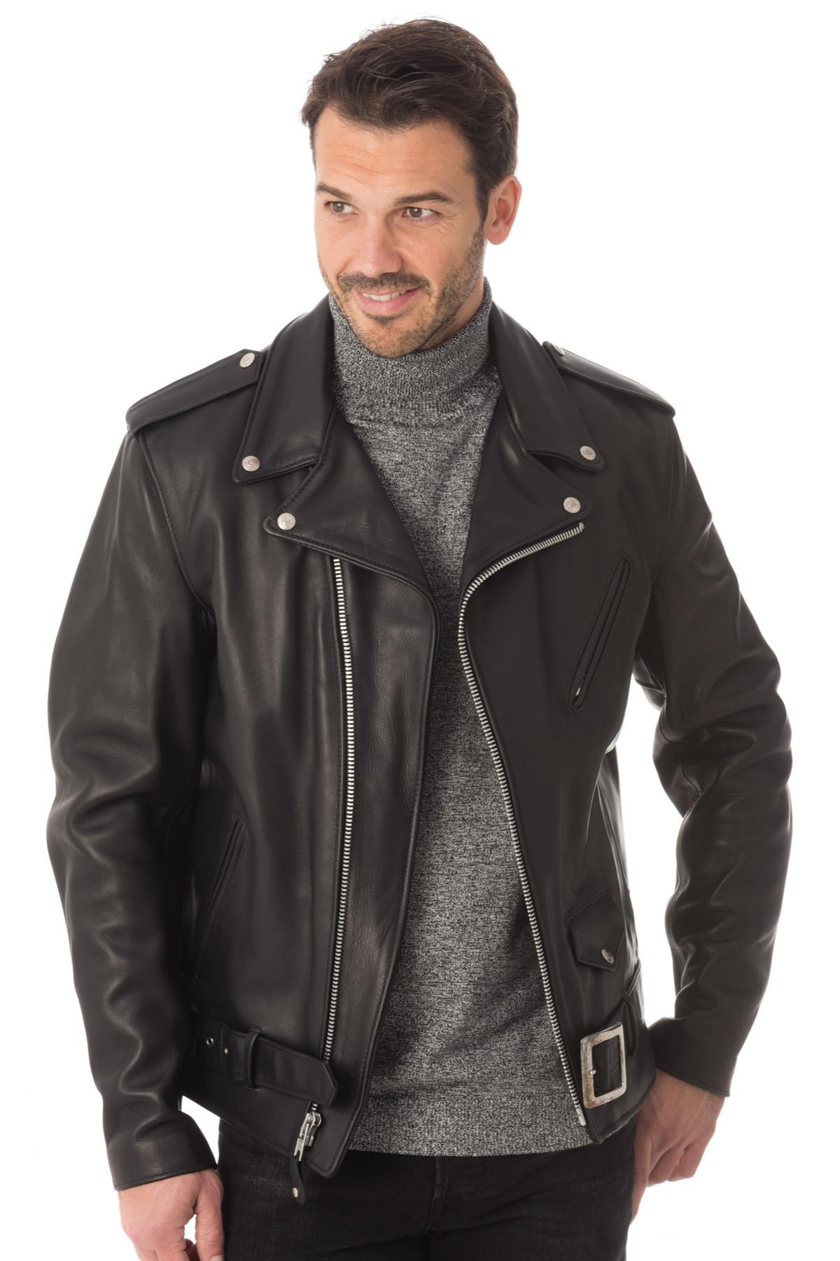 The 118L Black: Schott's longer Perfecto in heavyweight cowhide. - Image n°3