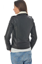 Bi-colour lambskin Perfecto by Schott, timeless with a modern edge. - Image n°4