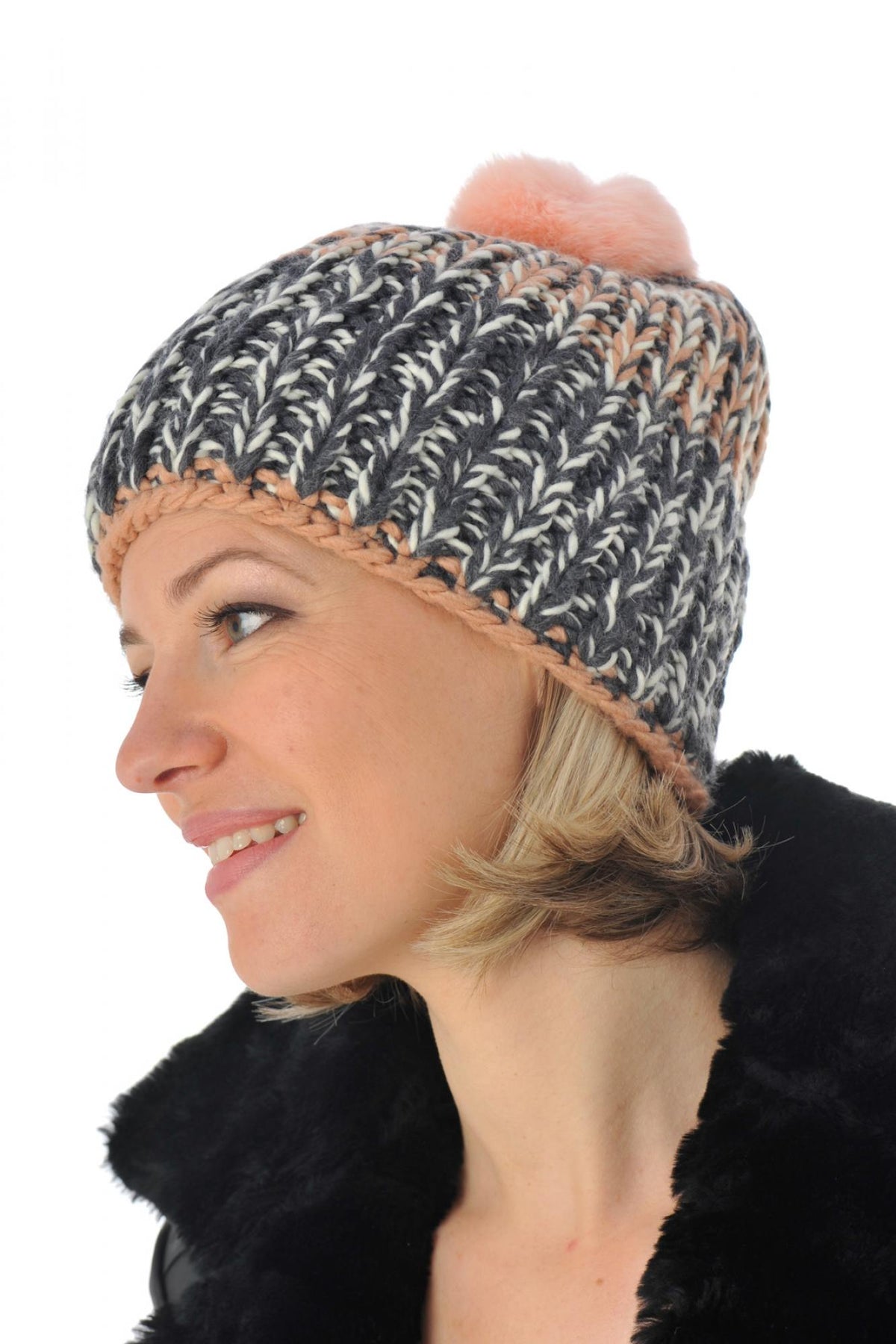 Gray and pink women's hat with rabbit pompom - Image n°3