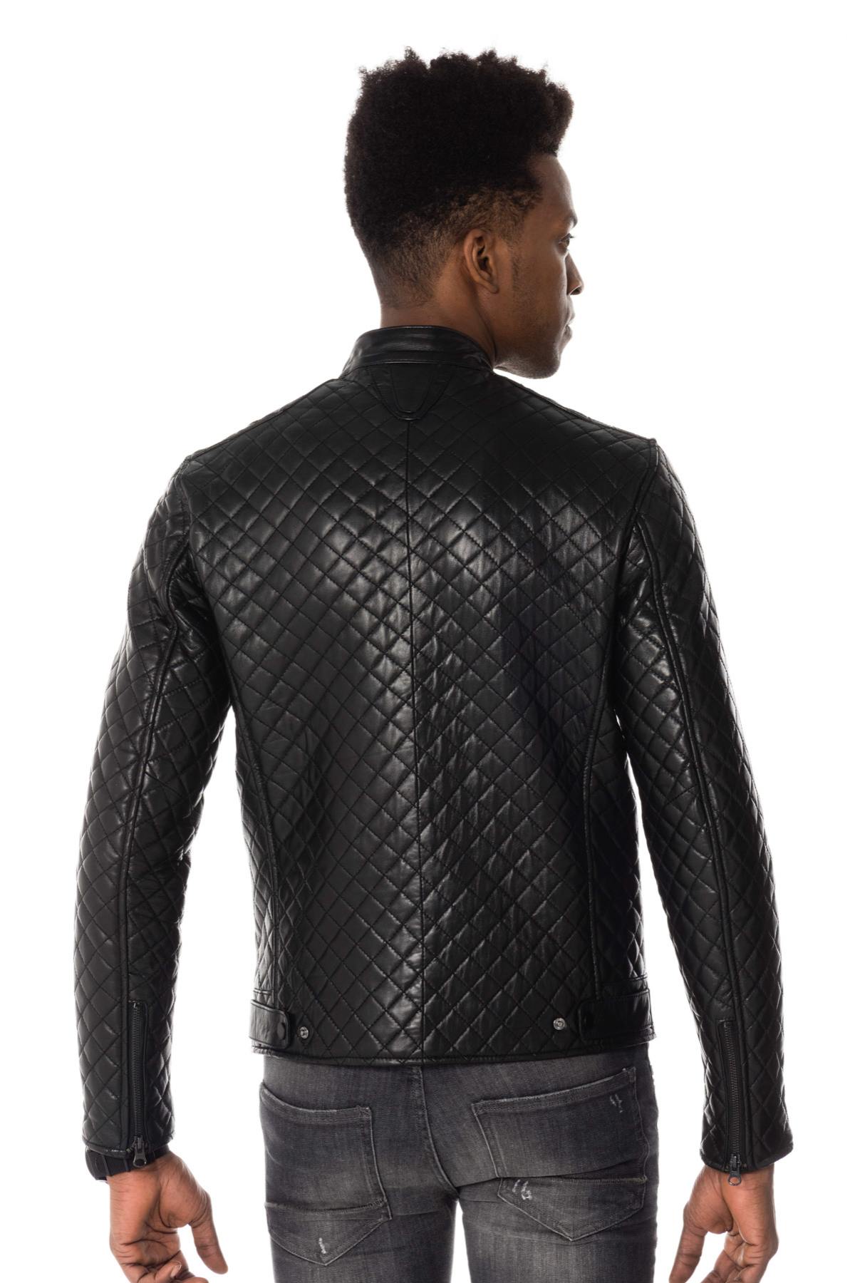 Quilted lambskin jacket with 3D diamond stitching and a slim fit. - Image n°7