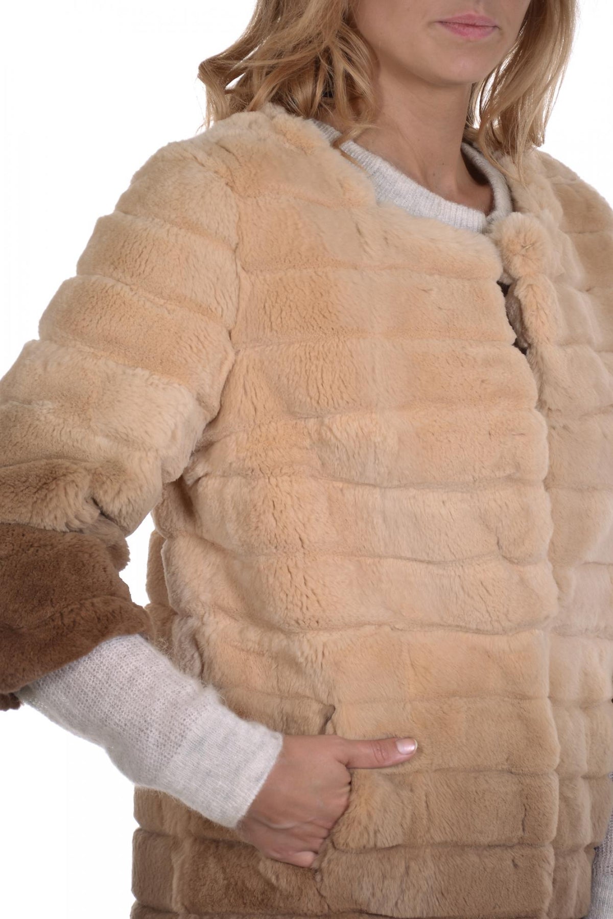 Serge Pariente rabbit fur coat - Image n°3