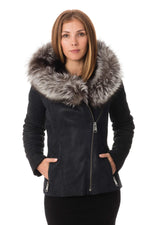 Iridescent navy shearling with fox-fur hood-effortless elegance. - Image n°1