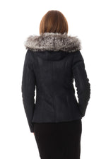 Iridescent navy shearling with fox-fur hood-effortless elegance. - Image n°5