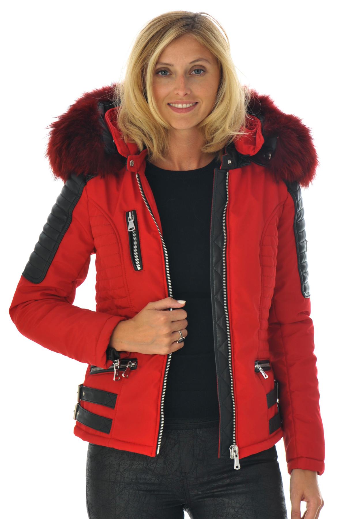 Fashionable red down jacket with real fur - Image n°3
