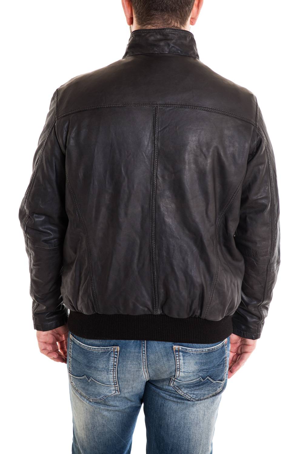 Soft lambskin leather jacket, matte finish, relaxed fit for comfort. - Image n°4