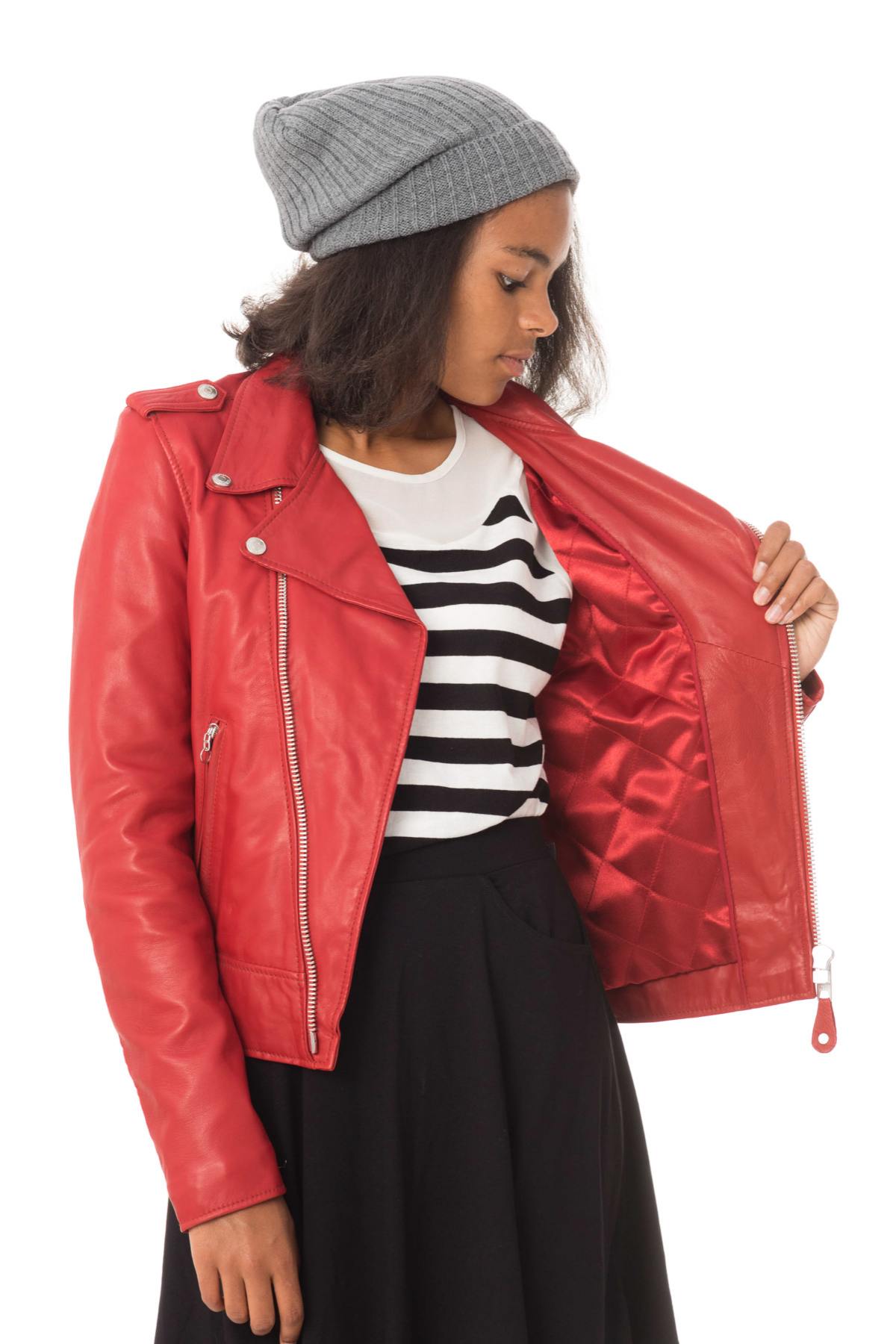 Red lambskin Perfecto: Schott's slim-fit, zip-asymmetrical classic. - Image n°7