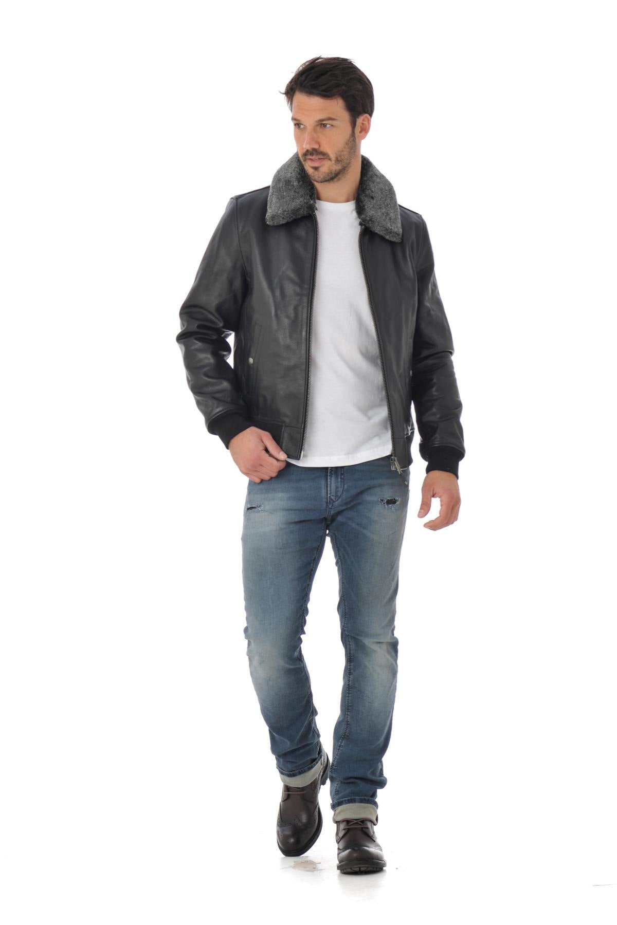 Thick cowhide aviator by Schott NYC, removable collar, ribbed details. - Image n°3