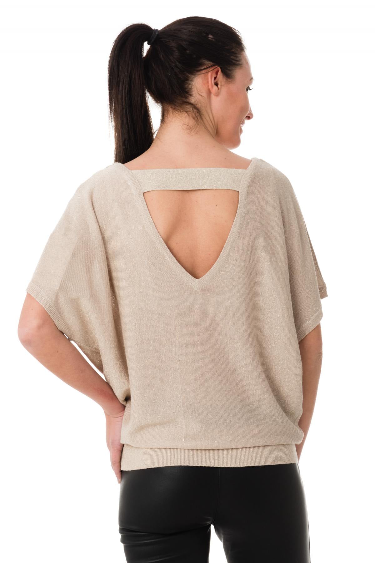 Chic dressy t-shirt for women in golden beige color - Image n°3