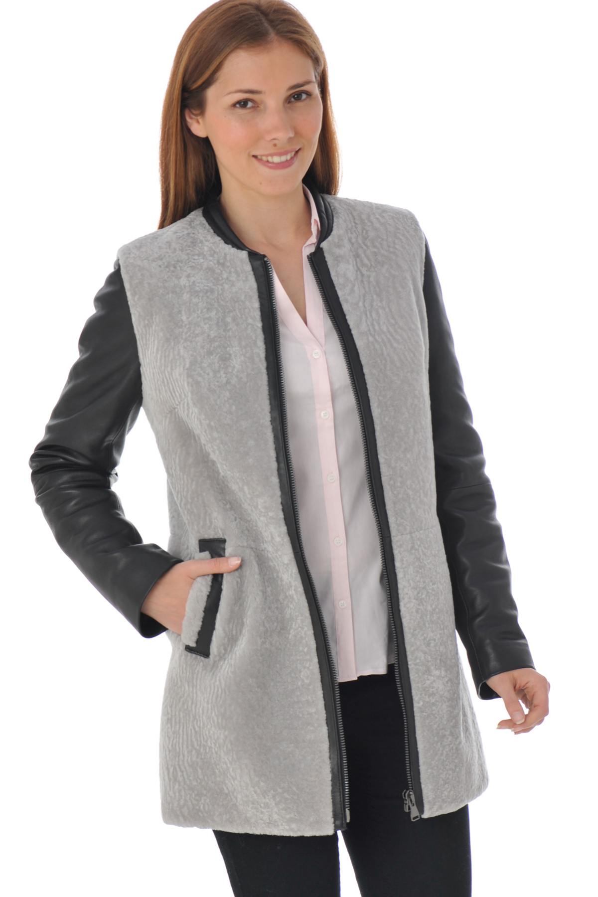 Lambskin and shearling unite in this chic zip-front coat for winter. - Image n°1