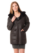 Reversible lambshearling coat in burnished brown-warmth and style. - Image n°6