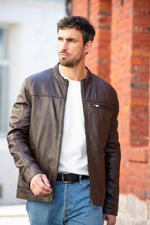 Brown sheepskin jacket with motorbike collar for mid-season style. - Image n°6