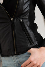 AURORA BLACK: sheep leather and goat suede in a skinny biker jacket. - Image n°8