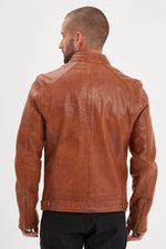 Supple Cognac sheep leather jacket with a slim fit and biker edge. - Image n°2