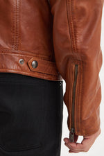Supple Cognac sheep leather jacket with a slim fit and biker edge. - Image n°6