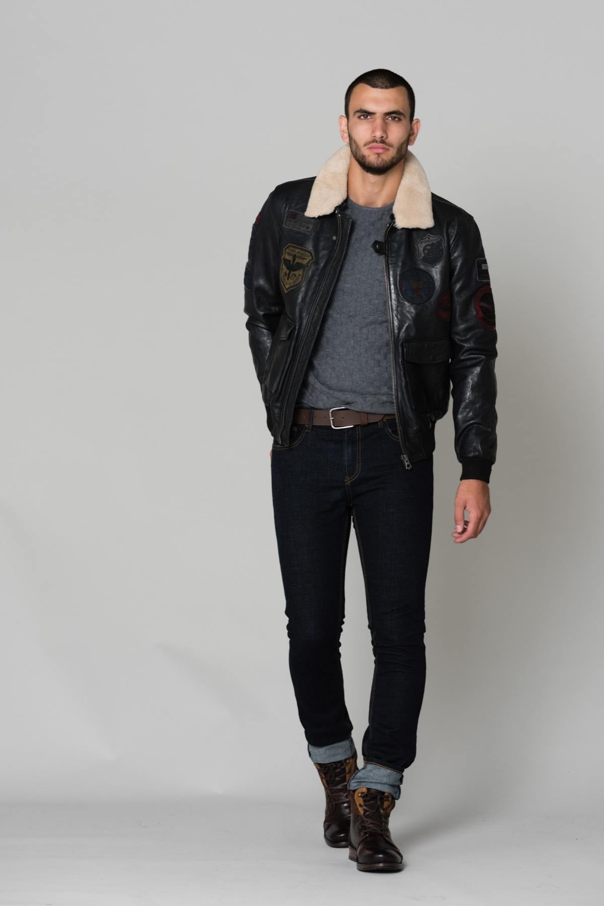 Petrol-black lambskin aviator jacket with aged leather and collar. - Image n°2