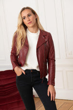 Oakwood's aged red sheepskin biker jacket-slim, lightweight, and bold. - Image n°6