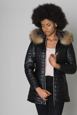 Black shearling jacket with fur-trimmed hood and Thinsulate lining. - Image n°4