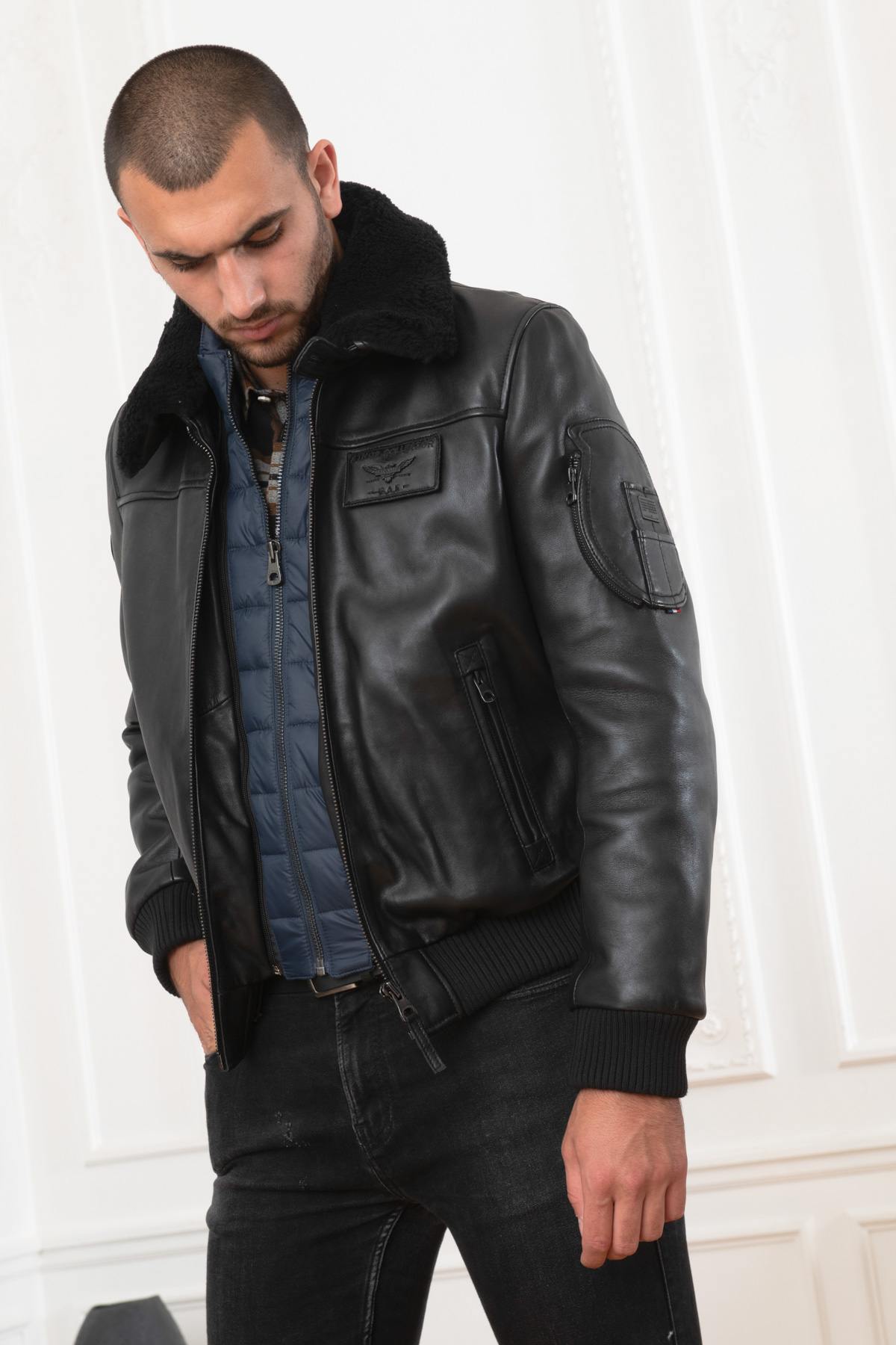 Lambskin aviator jacket with removable shearling collar and lining. - Image n°14