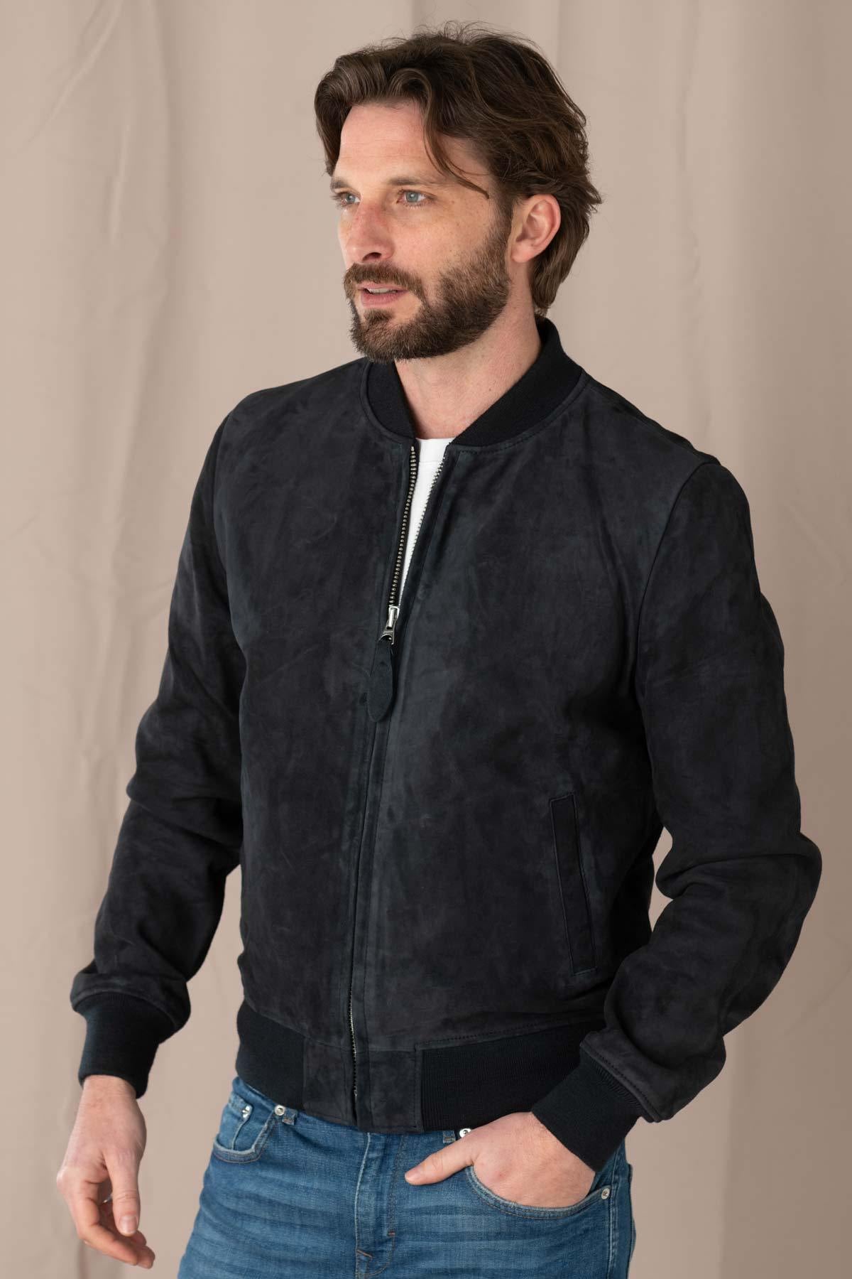 A goatskin jacket with suede finish, teddy collar, and ribbed details. - Image n°4
