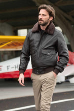 Lambskin aviator jacket by Schott. Slim fit with removable collar. - Image n°2