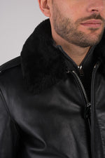 Schott's 184SM Black: A-2 jacket in naked cowhide. Fleece liner. - Image n°11
