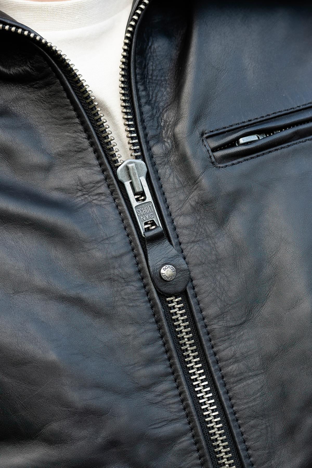 LC1380 Black by Schott-thick cowhide, shearling collar, zip-out liner. - Image n°7