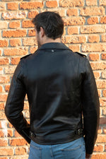 Matte lambskin LC1140 Perfecto: Schott's tailored biker classic. - Image n°4
