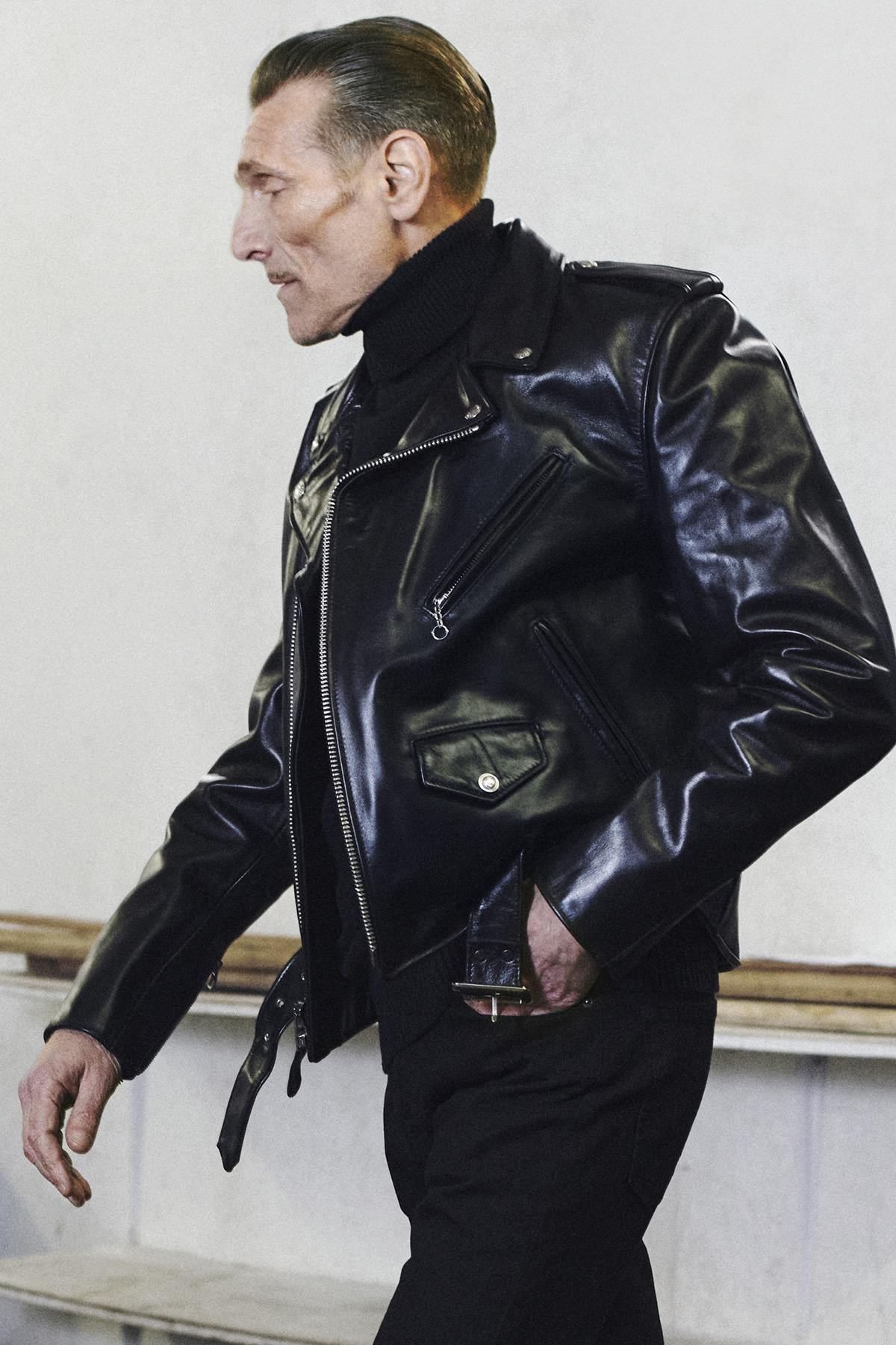Schott 618HH Black: glossy horsehide leather, carefully made in the USA. - Image n°2
