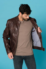Daytona's wine-brown lambskin biker jacket: adjustable fit, sleek cut. - Image n°4