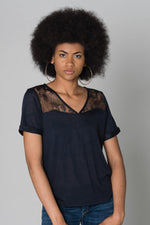 Navy blue lace t-shirt - Image n°1